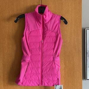 Lululemon Down For It All Vest 2 NWT Retail $168